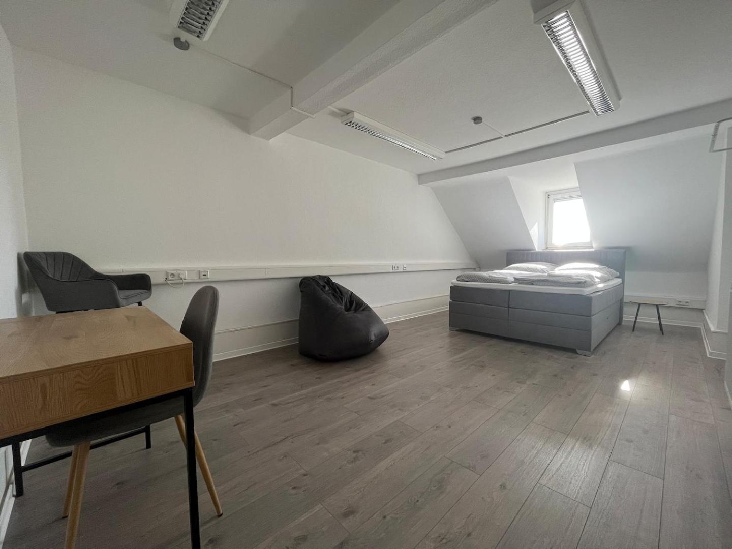 Simplex Apartments Am Ettlinger Tor Spacious Karlsruhe Bagian luar foto