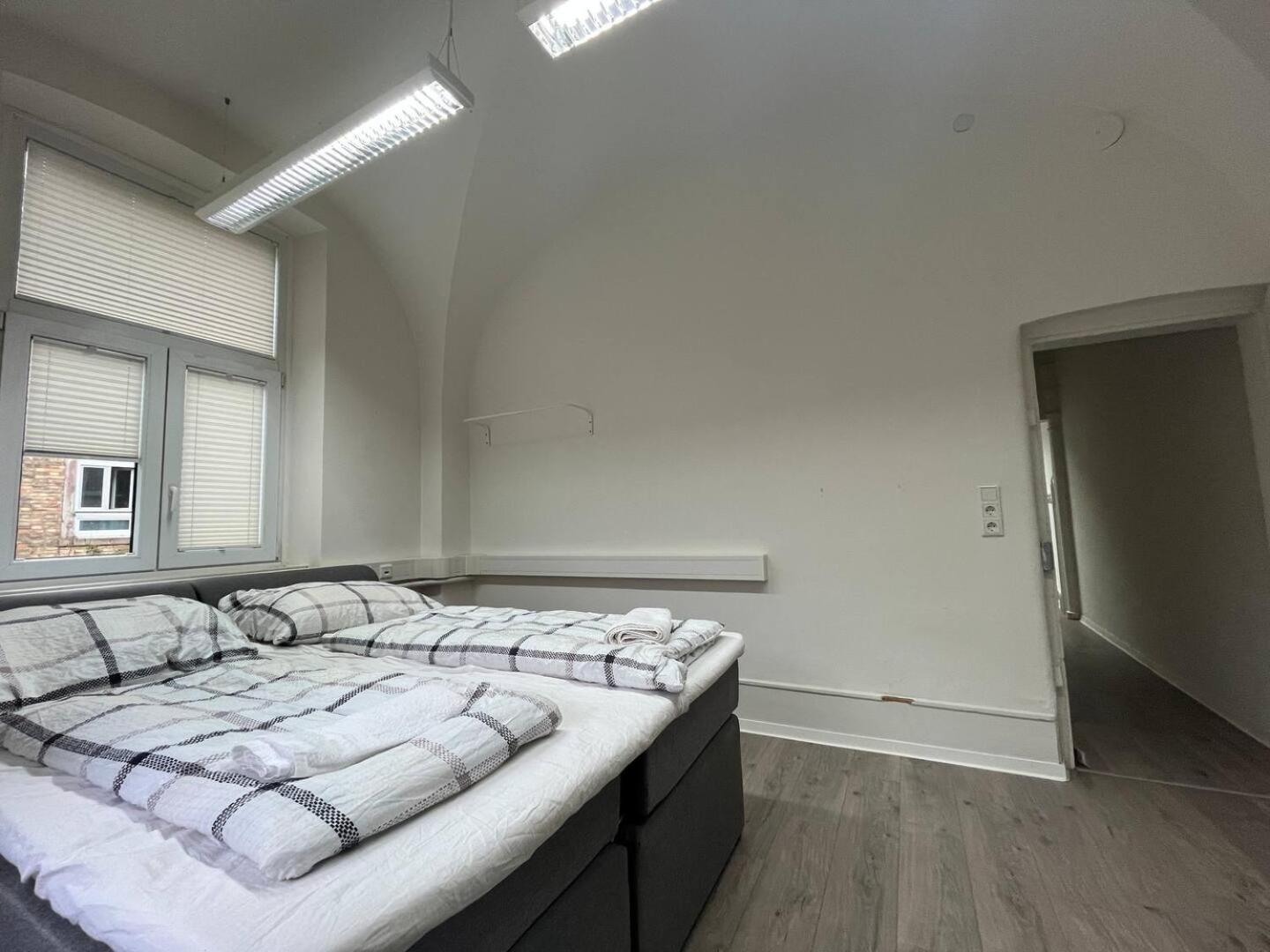 Simplex Apartments Am Ettlinger Tor Spacious Karlsruhe Bagian luar foto